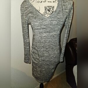 H & M Womans Maternity Long Sleeve Bodycon Dress Size S